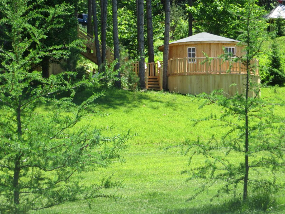 La Maison Sous Les Arbres Saint Roch de Mekinac Exteriér fotografie